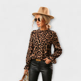 Kayla - Leoblouse met geplooide kraag