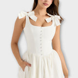 Lotta - Witte Midi-Jurk met Strikdetail
