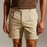 Heren shorts met plooien en zakken – beige en veelzijdig