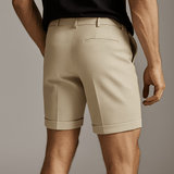 Heren shorts met plooien en zakken – gebroken wit en veelzijdig