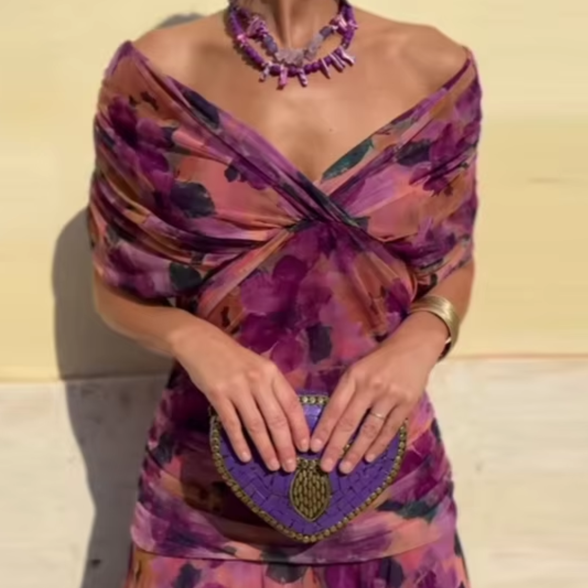 Luisa | Elegante lange feestjurk met V-hals
