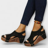 Evelyn - Metalen sleehak met studs
