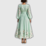 Odelia – Bloemen Midi Jurk met Vloeiende Silhouet