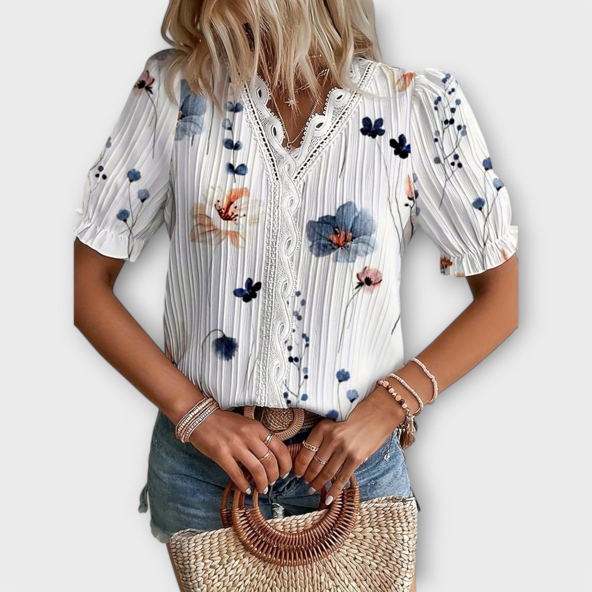 Emily - Modieuze Blouse met Puntige Uitsnede