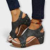 Evelyn - Metalen sleehak met studs