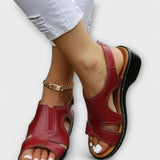 Christina – Orthopedische leren sandalen met comfortabele hak